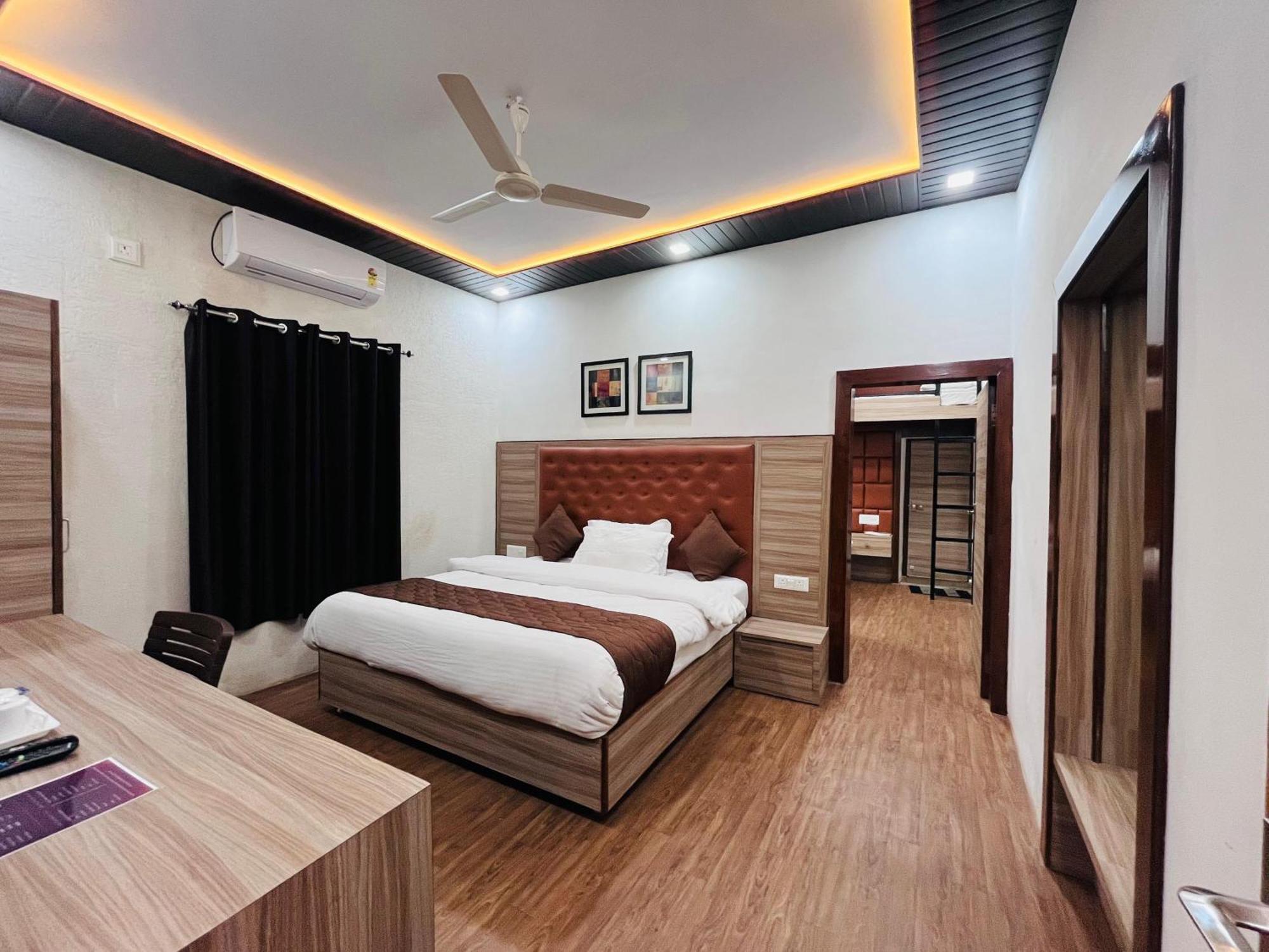 Gulmarg Residency * Mount Abu
